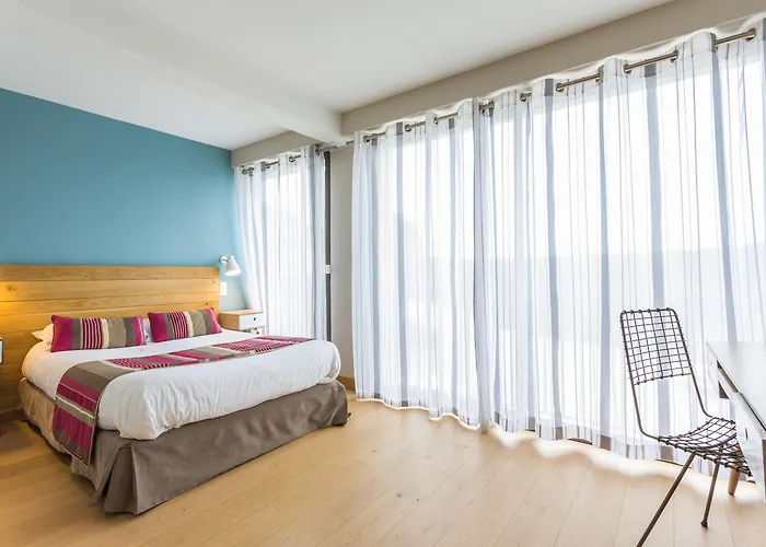 Logis Hotels - Le Belvedere - Hotel 2 Etoiles Et Restaurant